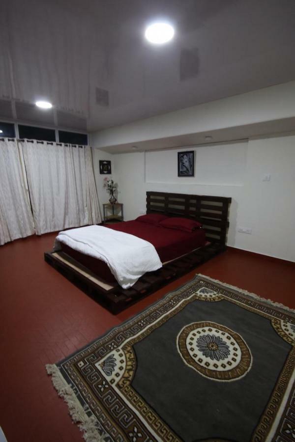 Silvertip Cafe & Homestay Котагири Экстерьер фото